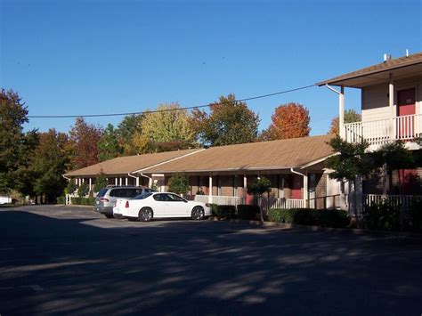 tahlequah ok hotel